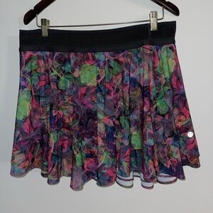 LuluLemon Skirt size 12